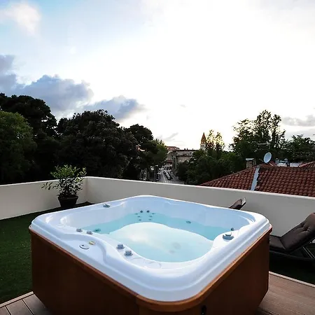 شقة Feel Good Penthouse With Jacuzzi *