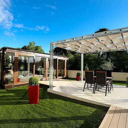 Appartement Feel Good Penthouse With Jacuzzi