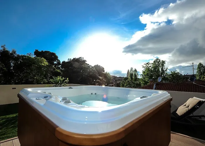 Feel Good Penthouse With Jacuzzi Appartamento