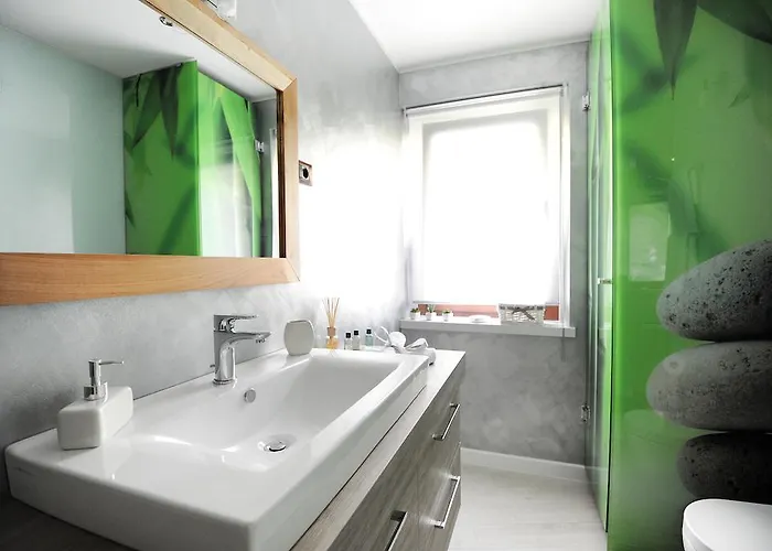 Feel Good Penthouse With Jacuzzi * Zara