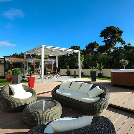 Feel Good Penthouse With Jacuzzi Apartment *
