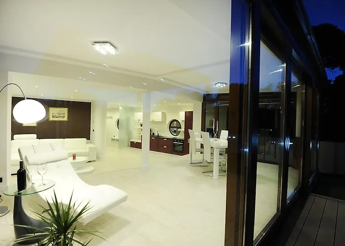 Διαμέρισμα Feel Good Penthouse With Jacuzzi *