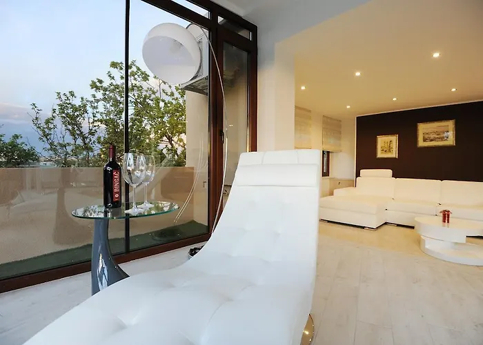 Апартаменты Feel Good Penthouse With Jacuzzi Задар