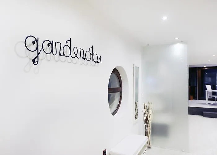 Feel Good Penthouse With Jacuzzi Апартаменты