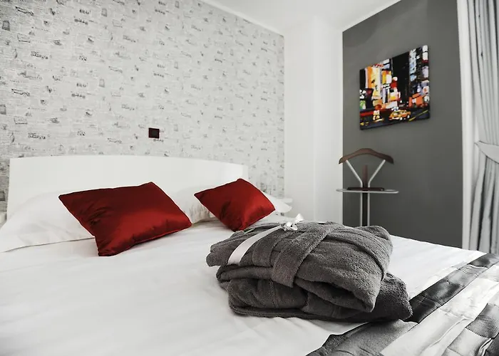 Feel Good Penthouse With Jacuzzi Апартаменты